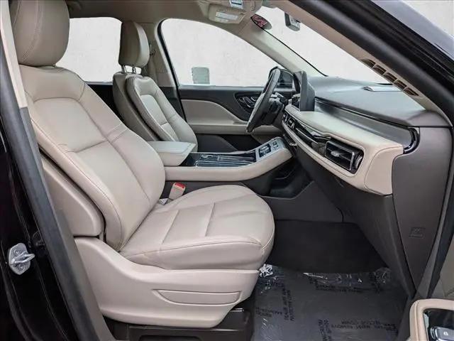 2023 Lincoln Aviator Standard