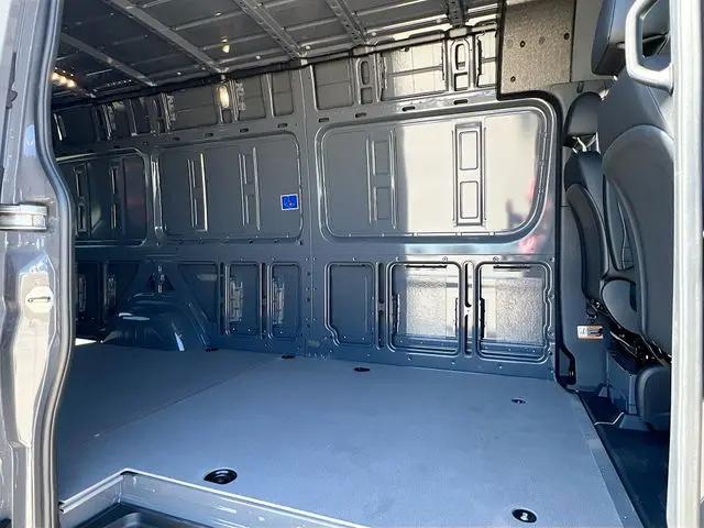 2025 Mercedes-Benz Sprinter 2500 High Roof 4-Cyl Diesel HO