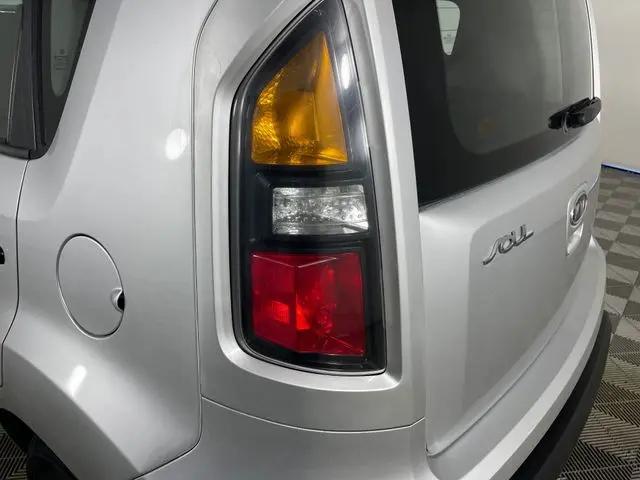 2011 Kia Soul Base