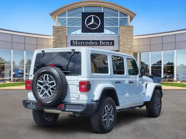 2025 Jeep Wrangler 4-Door Sahara 4x4