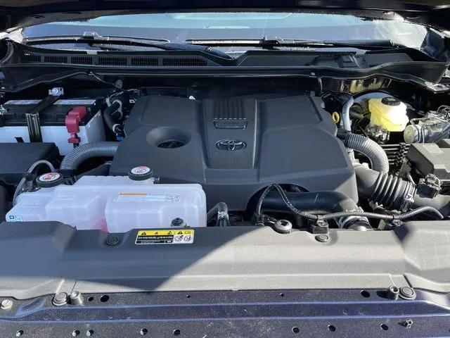 2026 Toyota Tundra Limited CrewMax 5.5' Bed
