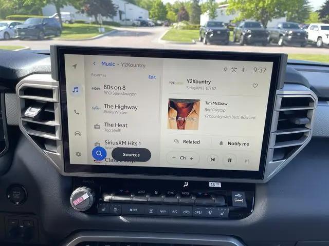 2026 Toyota Tundra Limited CrewMax 5.5' Bed