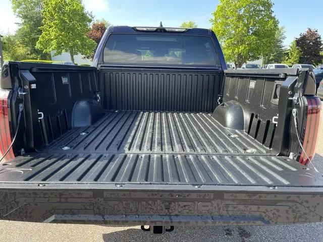 2026 Toyota Tundra Limited CrewMax 5.5' Bed