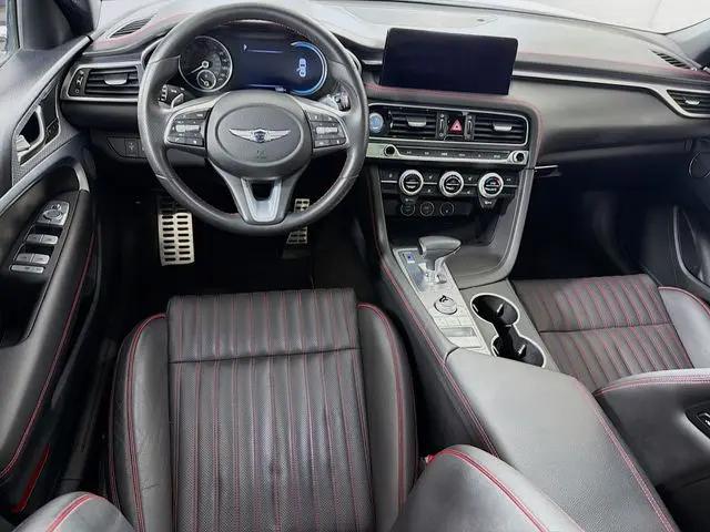 2023 Genesis G70 2.0T AWD