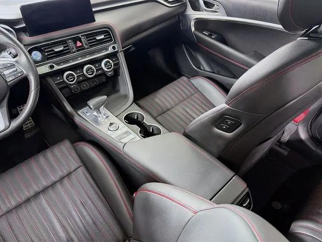 2023 Genesis G70 2.0T AWD