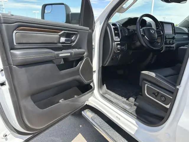 2022 Ram 1500 Laramie Crew Cab 4x4 5'7" Box