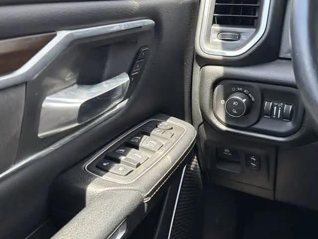 2022 Ram 1500 Laramie Crew Cab 4x4 5'7" Box