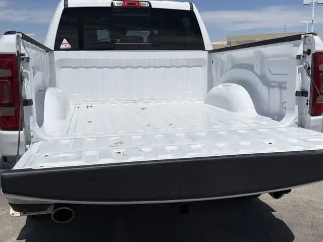 2022 Ram 1500 Laramie Crew Cab 4x4 5'7" Box