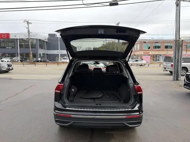 2022 Volkswagen Tiguan 2.0T SE