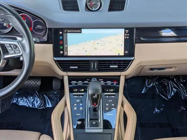 2023 Porsche Cayenne Platinum Edition
