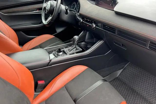 2025 Mazda Mazda3 2.5 Carbon Turbo