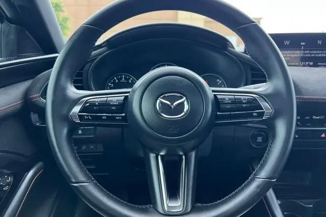 2025 Mazda Mazda3 2.5 Carbon Turbo