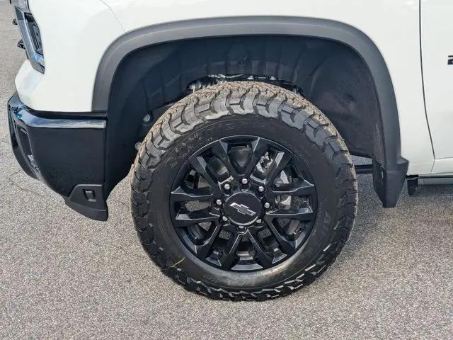 2026 Chevrolet Silverado 2500HD Crew Cab, Standard Bed, LTZ, 4WD
