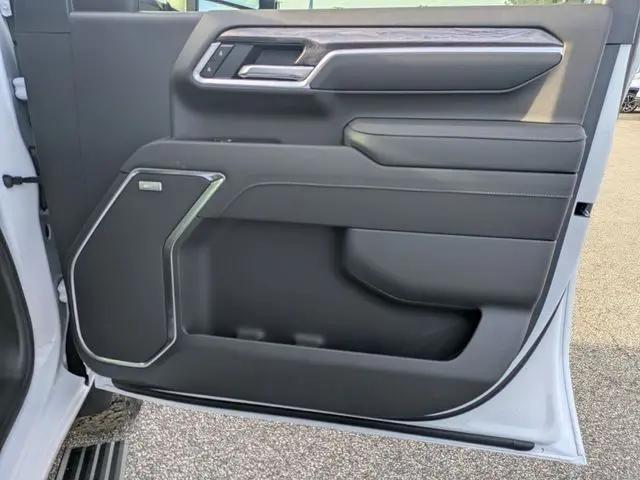 2026 Chevrolet Silverado 2500HD Crew Cab, Standard Bed, LTZ, 4WD