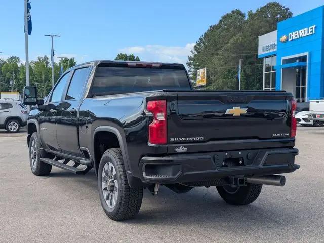 2025 Chevrolet Silverado 2500HD 4WD Crew Cab Standard Bed Custom