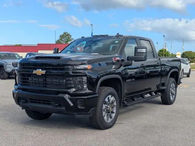 2025 Chevrolet Silverado 2500HD 4WD Crew Cab Standard Bed Custom
