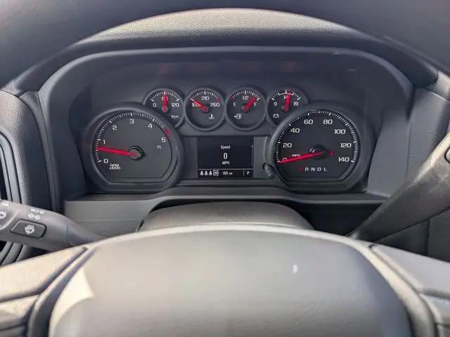 2025 Chevrolet Silverado 2500HD 4WD Crew Cab Standard Bed Custom