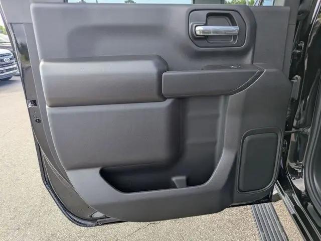 2025 Chevrolet Silverado 2500HD 4WD Crew Cab Standard Bed Custom