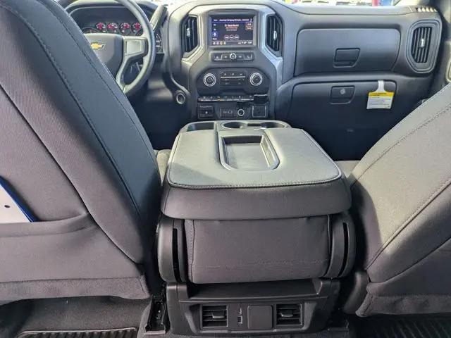 2025 Chevrolet Silverado 2500HD 4WD Crew Cab Standard Bed Custom
