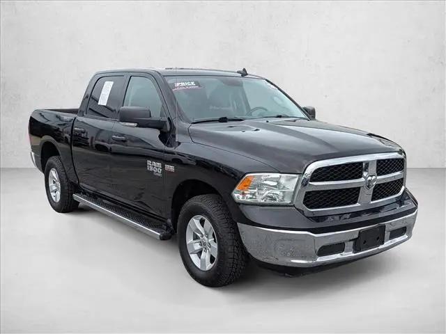 2020 Ram 1500 SLT Crew Cab 4x4 5'7" Box