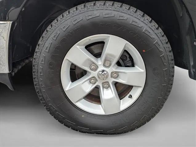 2020 Ram 1500 SLT Crew Cab 4x4 5'7" Box