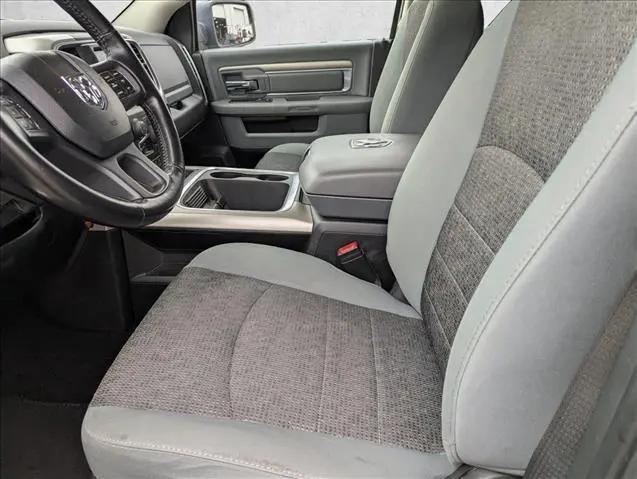 2020 Ram 1500 SLT Crew Cab 4x4 5'7" Box