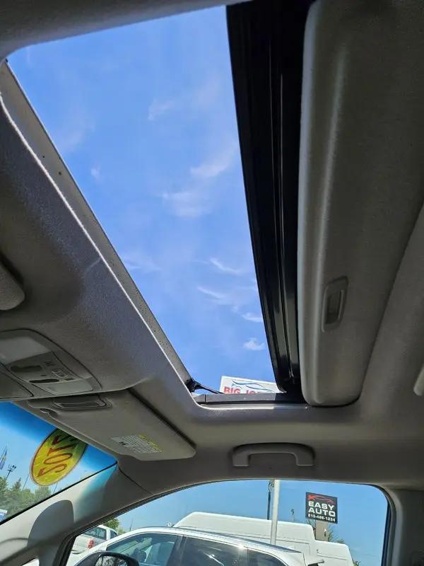 2012 Nissan Quest LE