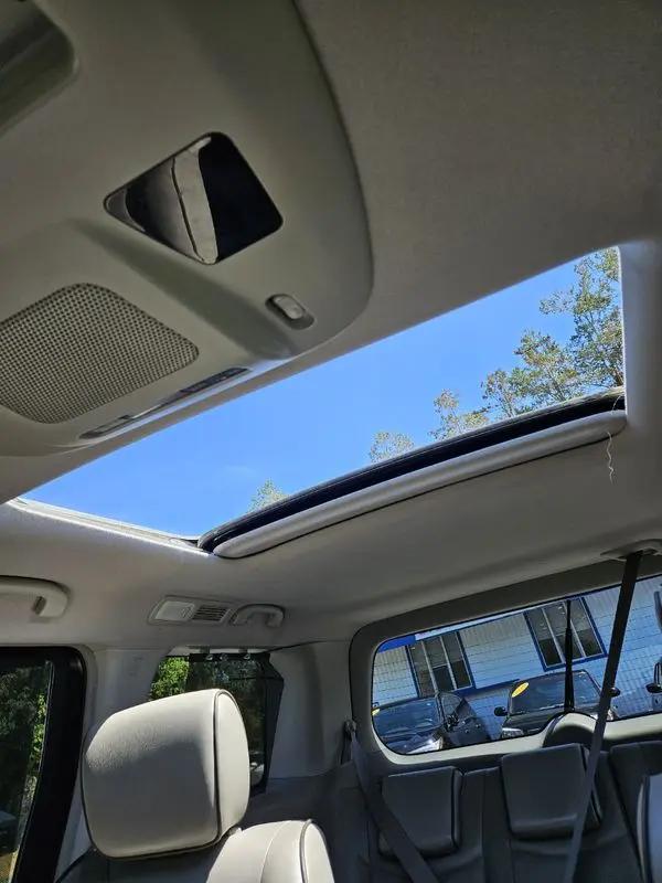 2012 Nissan Quest LE