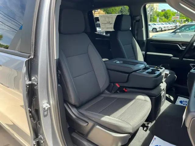 2026 Chevrolet Silverado 1500 4WD Crew Cab Short Bed LT with 2FL