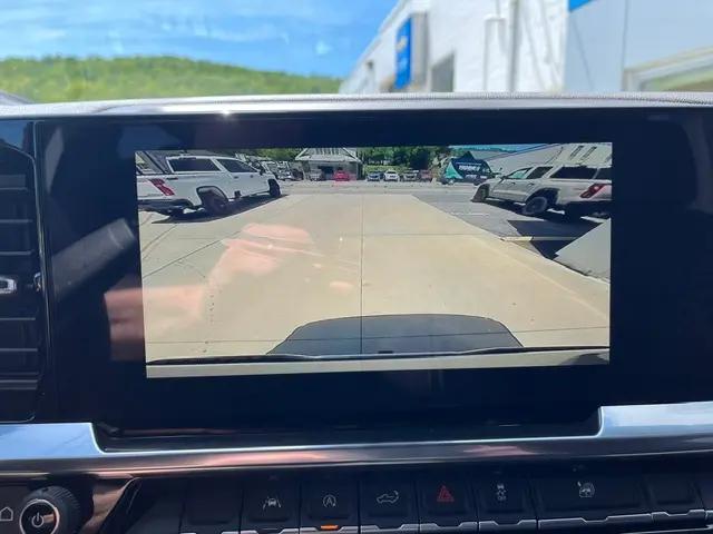 2026 Chevrolet Silverado 1500 4WD Crew Cab Short Bed LT with 2FL