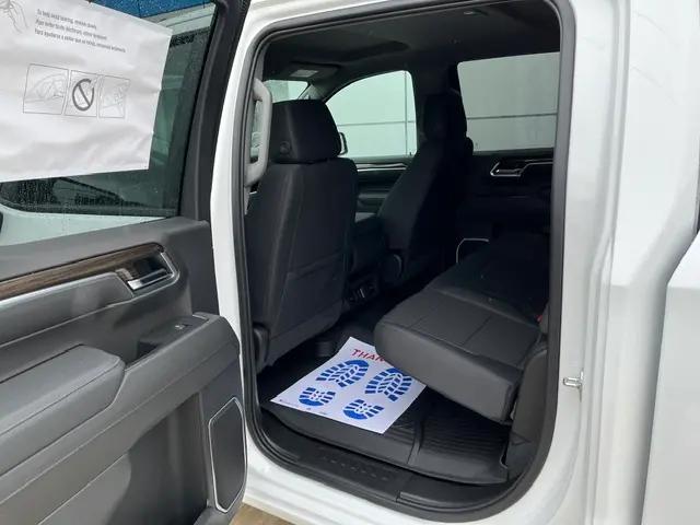 2026 Chevrolet Silverado 1500 4WD Crew Cab Short Bed RST
