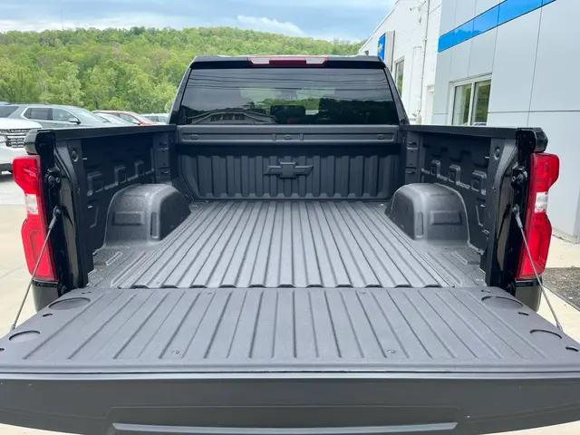 2026 Chevrolet Silverado 1500 4WD Crew Cab Short Bed RST