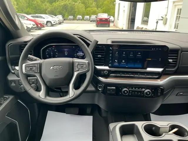 2026 Chevrolet Silverado 1500 4WD Crew Cab Short Bed RST