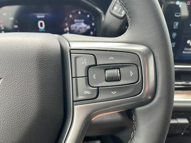 2026 Chevrolet Silverado 1500 4WD Crew Cab Short Bed RST
