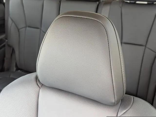 2026 Subaru Ascent Limited 8-Passenger