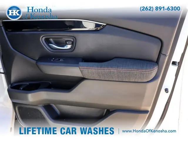2025 Honda Pilot Sport