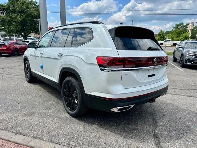 2026 Volkswagen Atlas SE with Technology