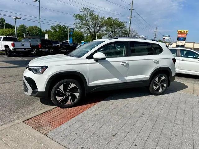 2026 Volkswagen Taos SE