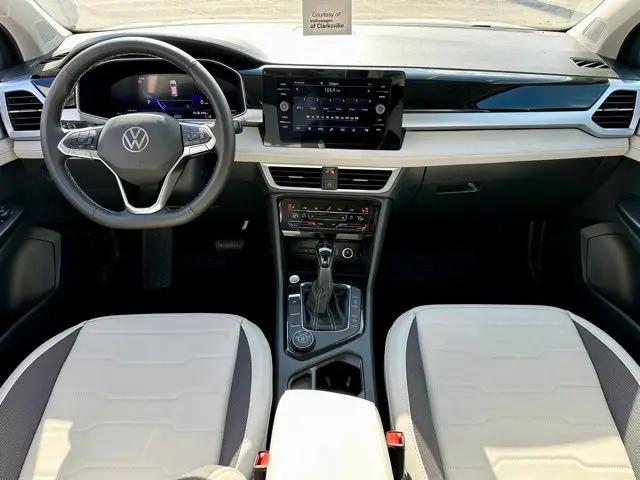 2026 Volkswagen Taos SE