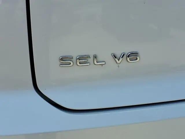 2022 Volkswagen Atlas Cross Sport 3.6L V6 SEL Premium R-Line