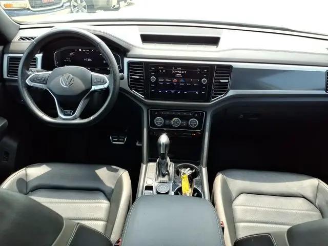 2022 Volkswagen Atlas Cross Sport 3.6L V6 SEL Premium R-Line