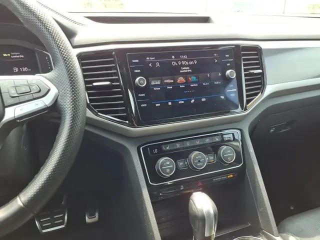 2022 Volkswagen Atlas Cross Sport 3.6L V6 SEL Premium R-Line