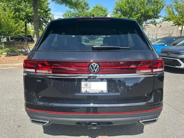 2026 Volkswagen Atlas SE with Technology