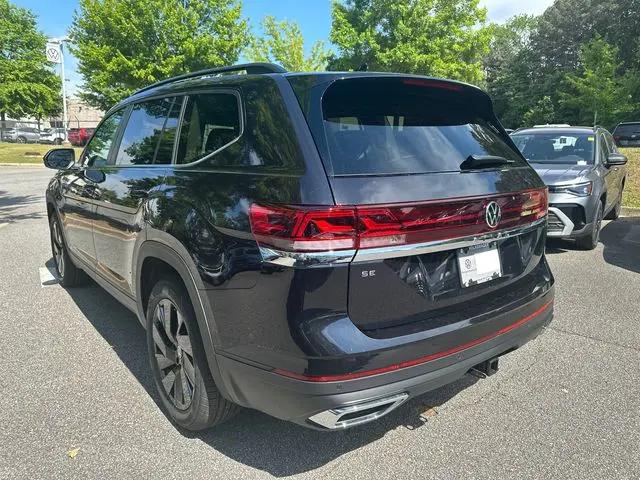 2026 Volkswagen Atlas SE with Technology