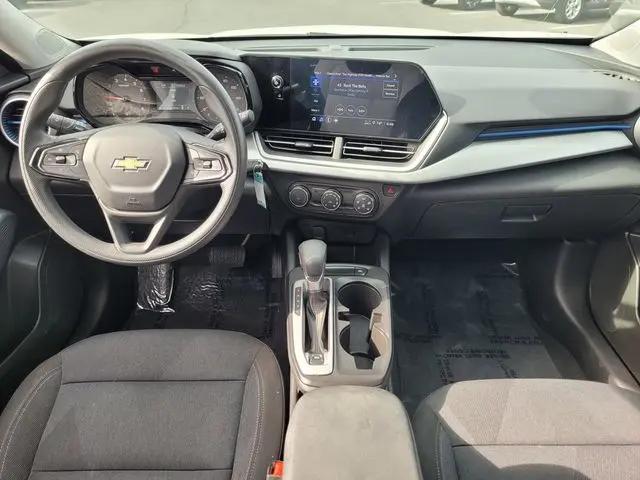 2024 Chevrolet Trax FWD SP