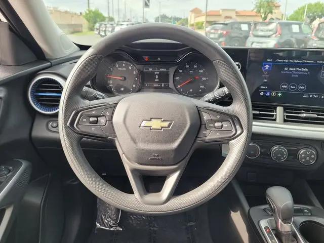 2024 Chevrolet Trax FWD SP