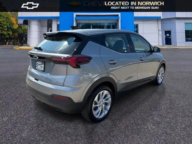 2027 Chevrolet Bolt LT FWD