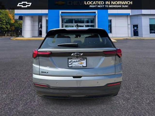 2027 Chevrolet Bolt LT FWD