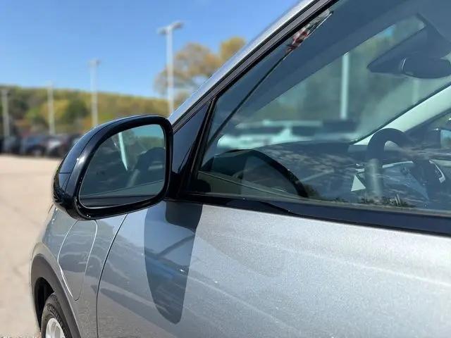 2027 Chevrolet Bolt LT FWD