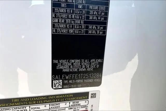 2026 Land Rover Defender P500 V8